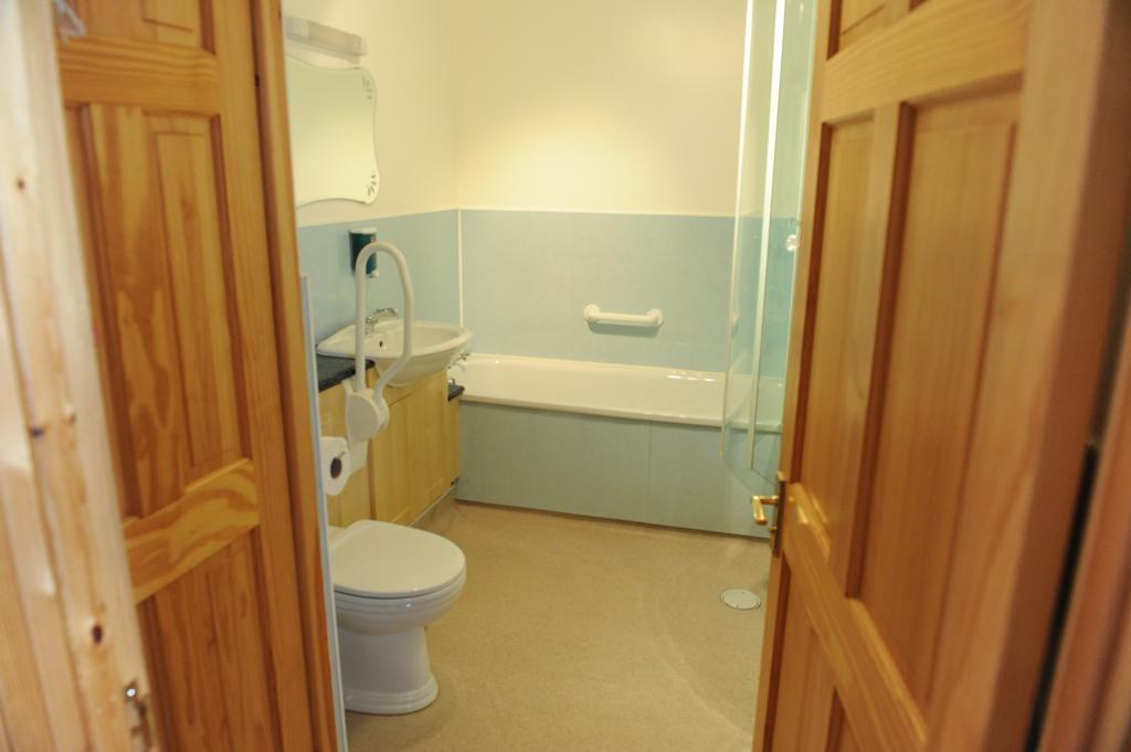 Decca - Self Catering Shetland Appartement Lerwick Buitenkant foto